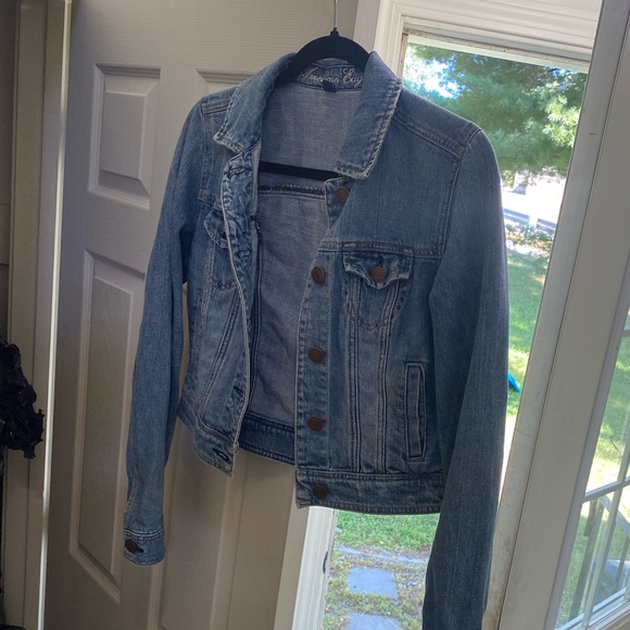American Eagle jean/denim jacket - Picture 2 of 3